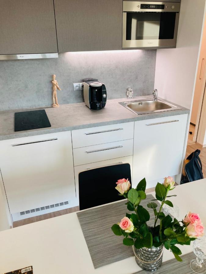 Apartement Blanc Harfa Design 프라하 외부 사진