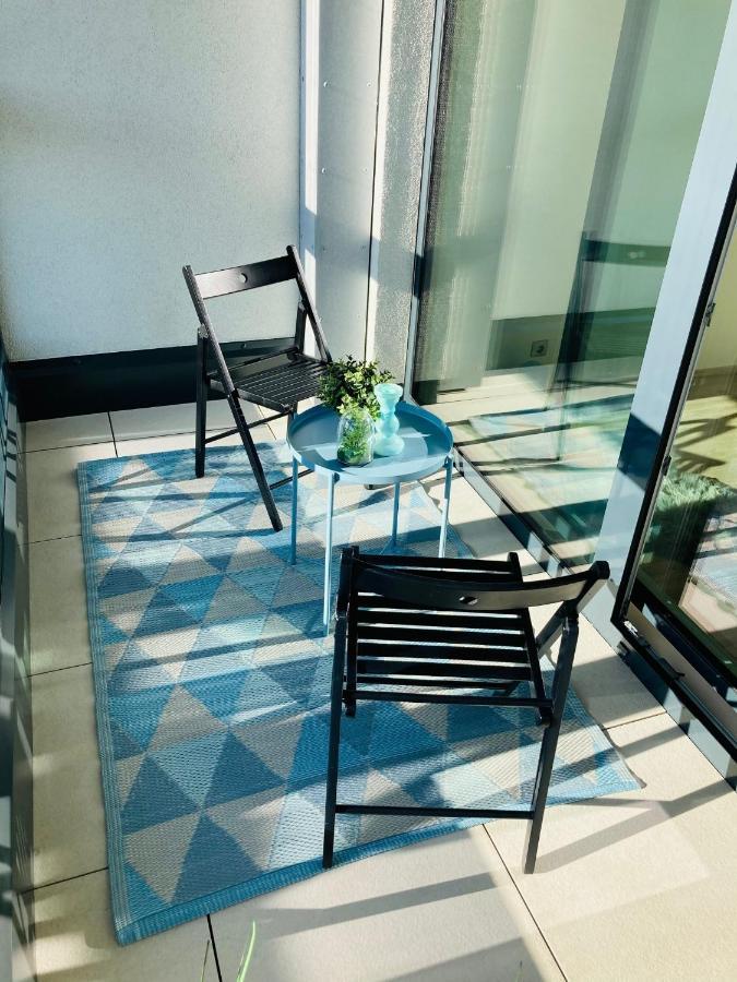 Apartement Blanc Harfa Design 프라하 외부 사진