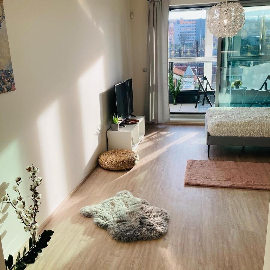 Apartement Blanc Harfa Design 프라하 외부 사진