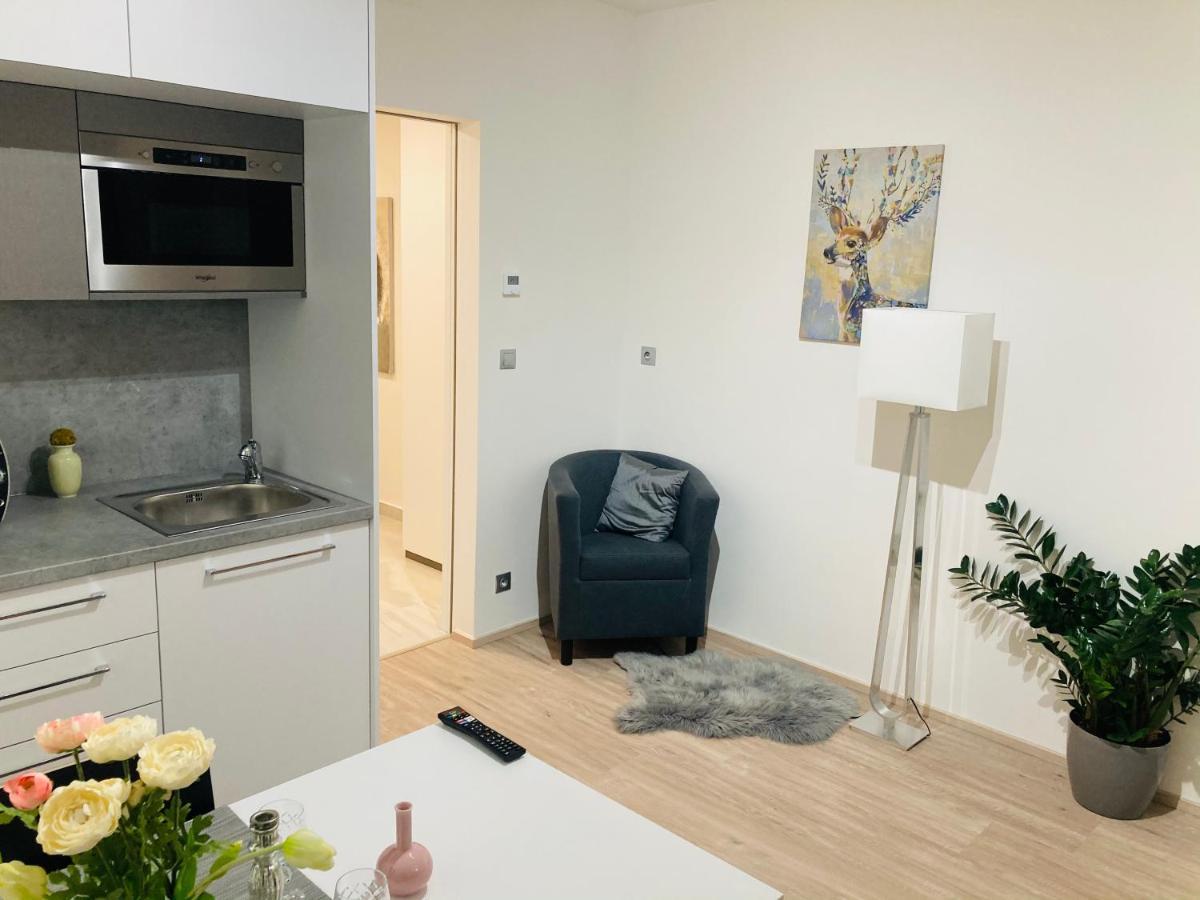 Apartement Blanc Harfa Design 프라하 외부 사진