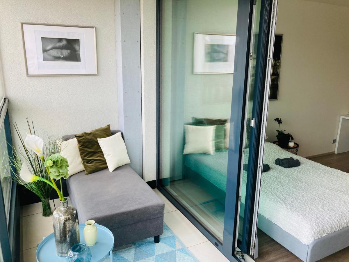 Apartement Blanc Harfa Design 프라하 외부 사진
